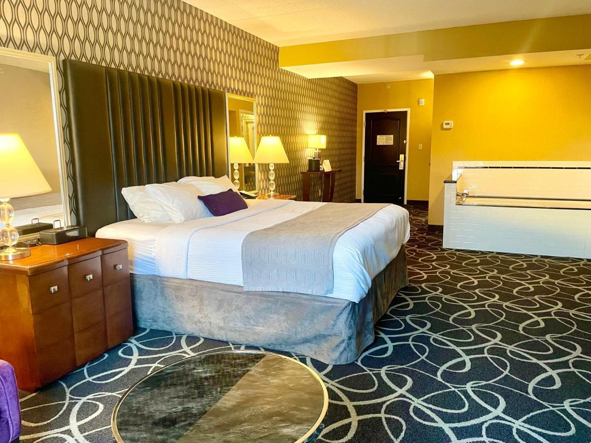 Park Manor Hotel Clifton Park Exteriér fotografie A room at the Hotel Del Monte