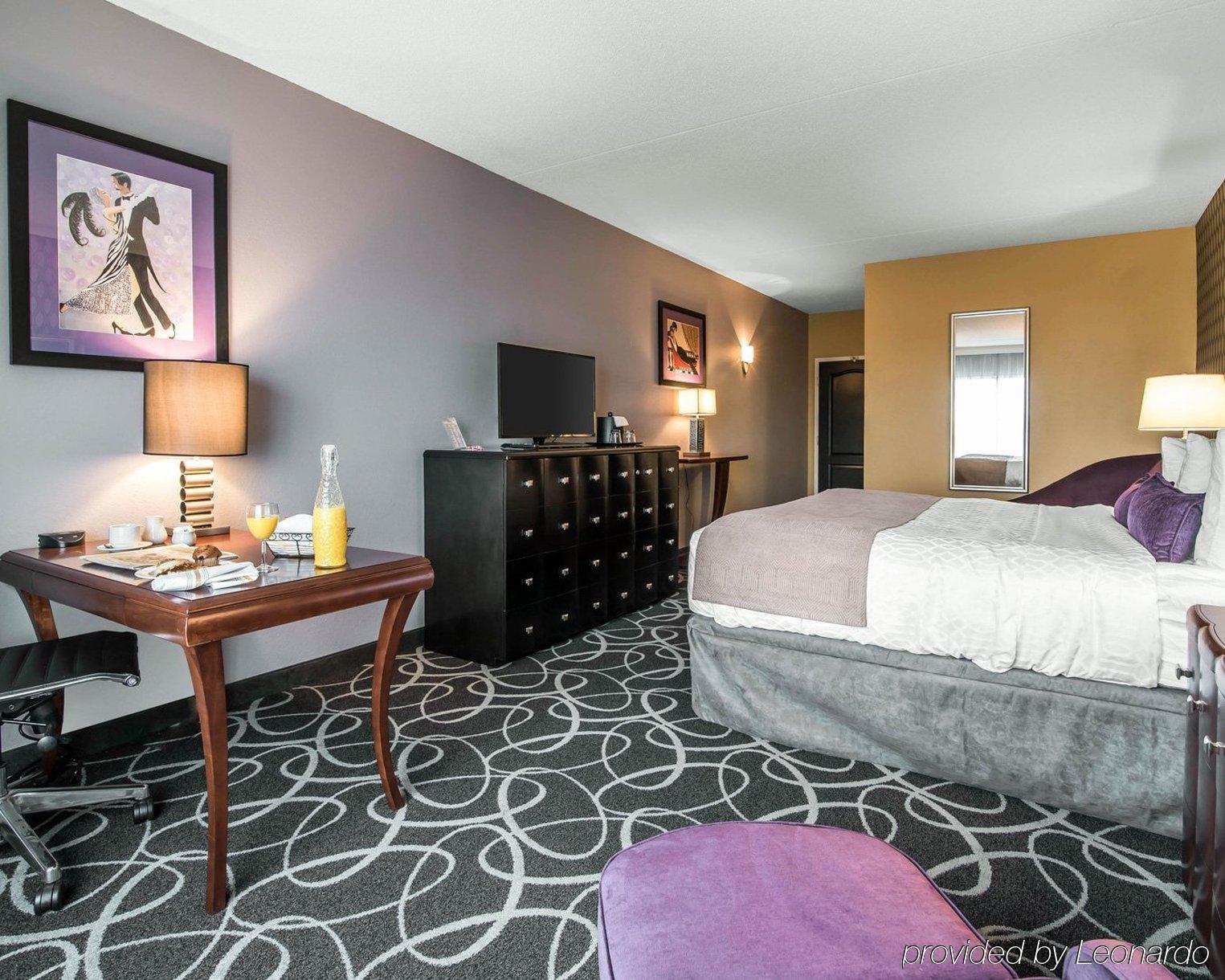Park Manor Hotel Clifton Park Exteriér fotografie A room at the Hotel 247