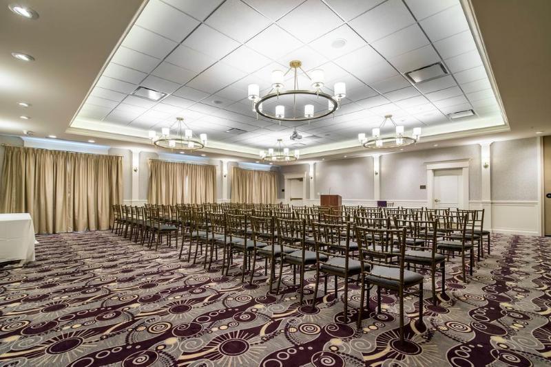 Park Manor Hotel Clifton Park Exteriér fotografie The ballroom at the hotel