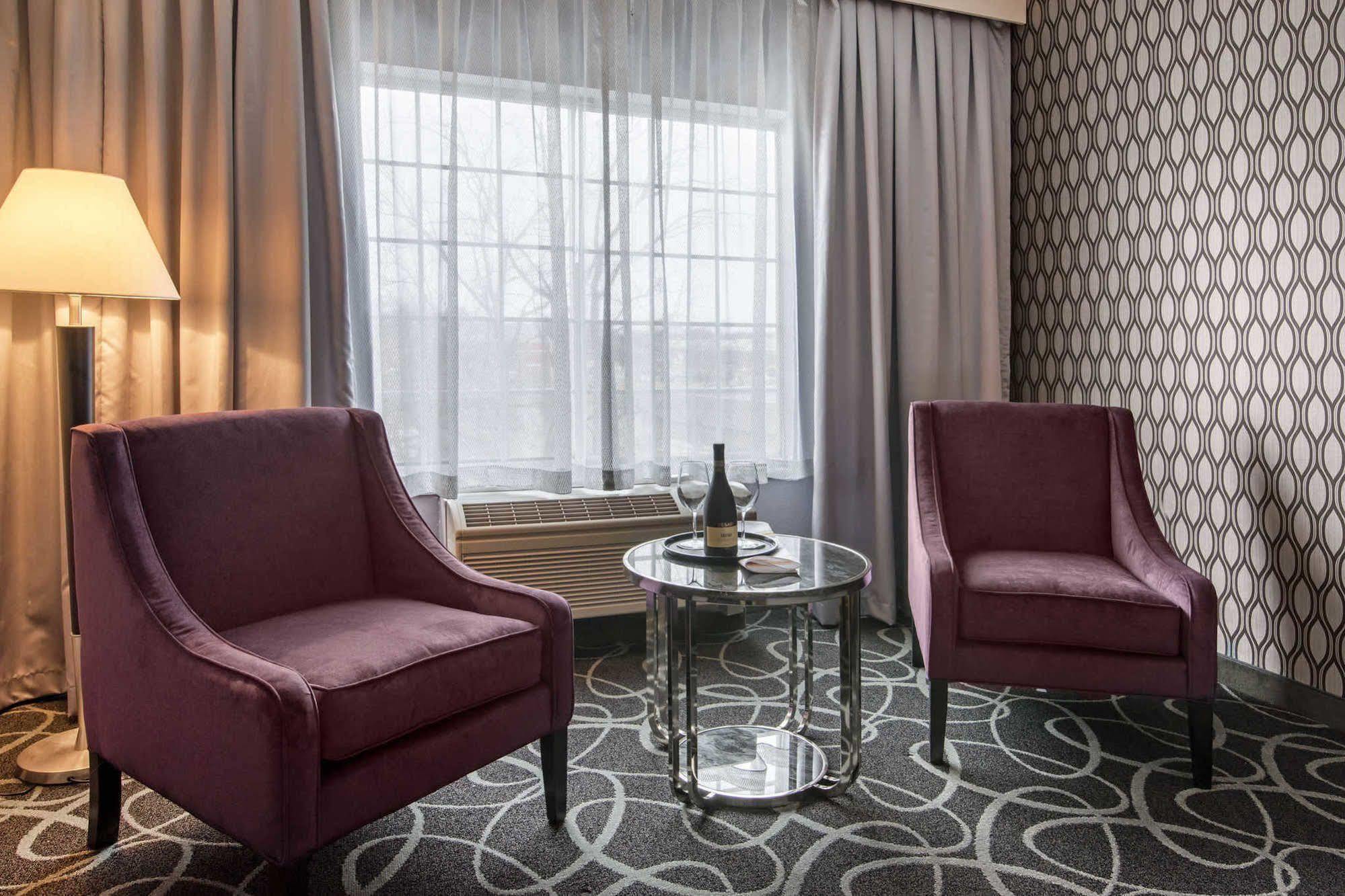 Park Manor Hotel Clifton Park Exteriér fotografie A room at the hotel