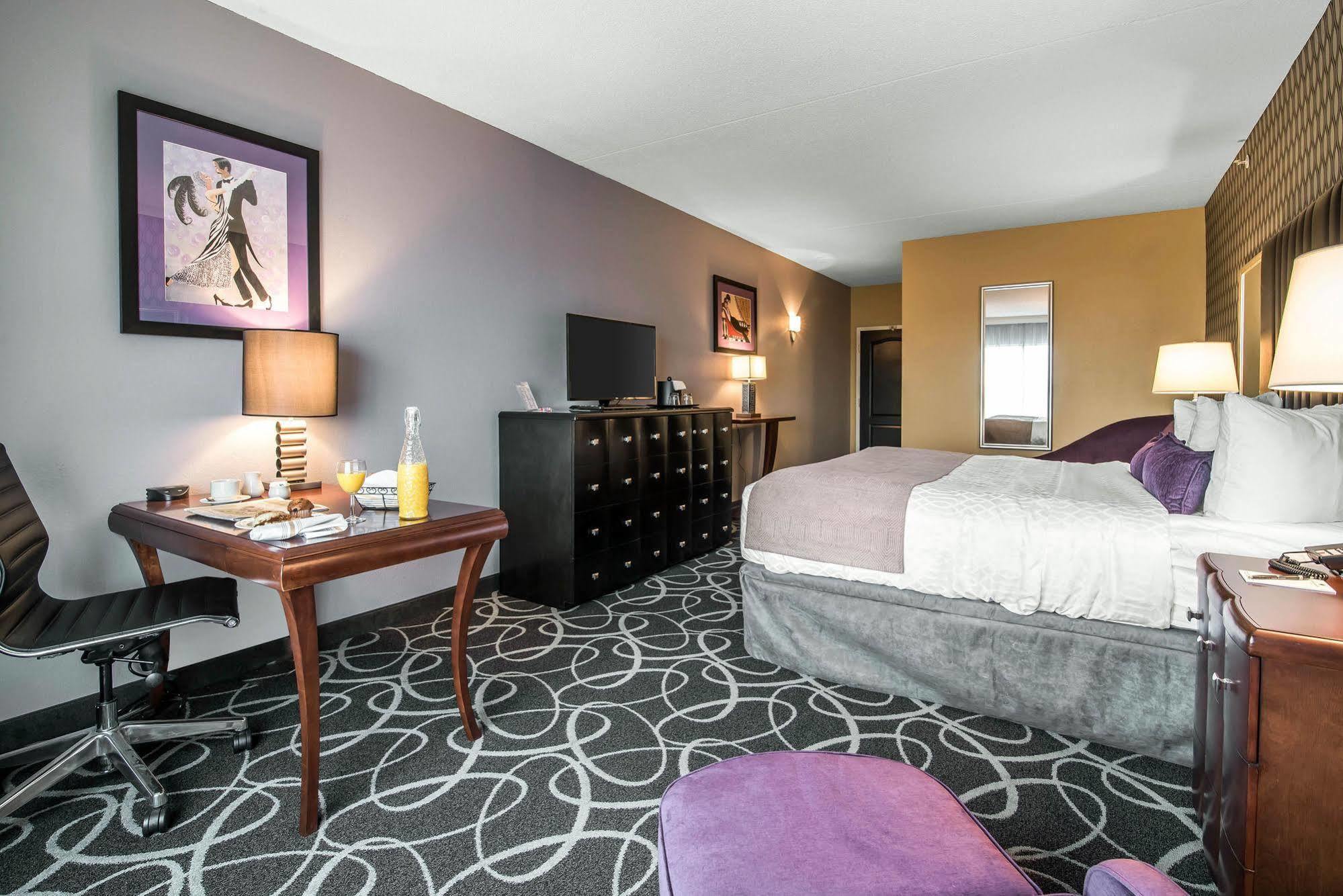Park Manor Hotel Clifton Park Exteriér fotografie A room at the hotel